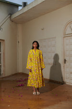 Load image into Gallery viewer, Madeleine Lemon Fleur Dress
