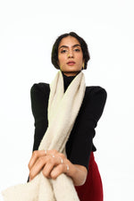Load image into Gallery viewer, VANILLA UNISEX HAND KNITTED SCARF
