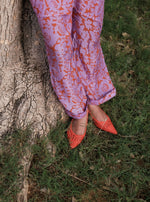 Load image into Gallery viewer, Vintage Lavender Floret Wide Trousers
